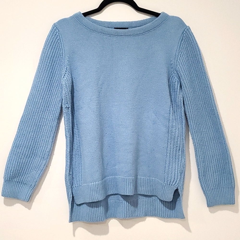 Blue pull